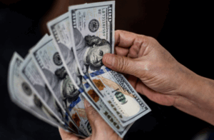 Đồng USD mất giá